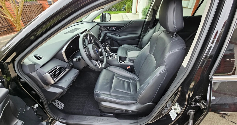 Subaru Outback cena 175000 przebieg: 120000, rok produkcji 2021 z Nowe Miasto Lubawskie małe 352